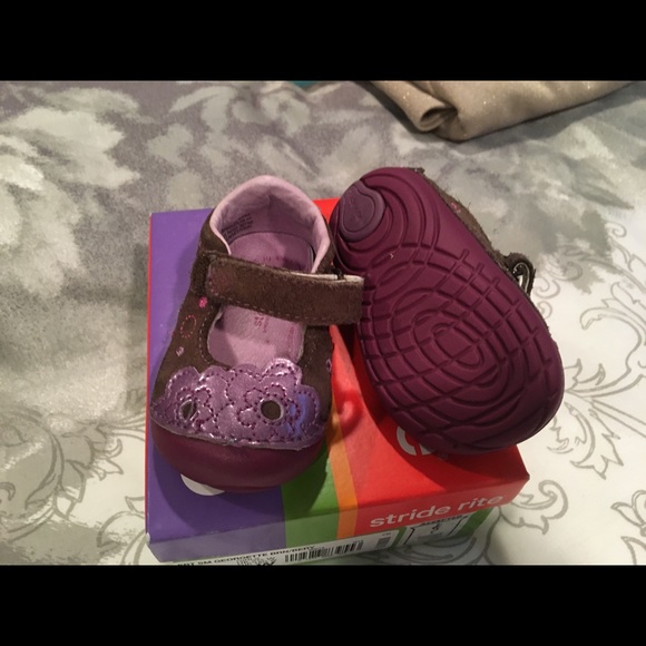 Stride Rite Maryjanes - Picture 3 of 3